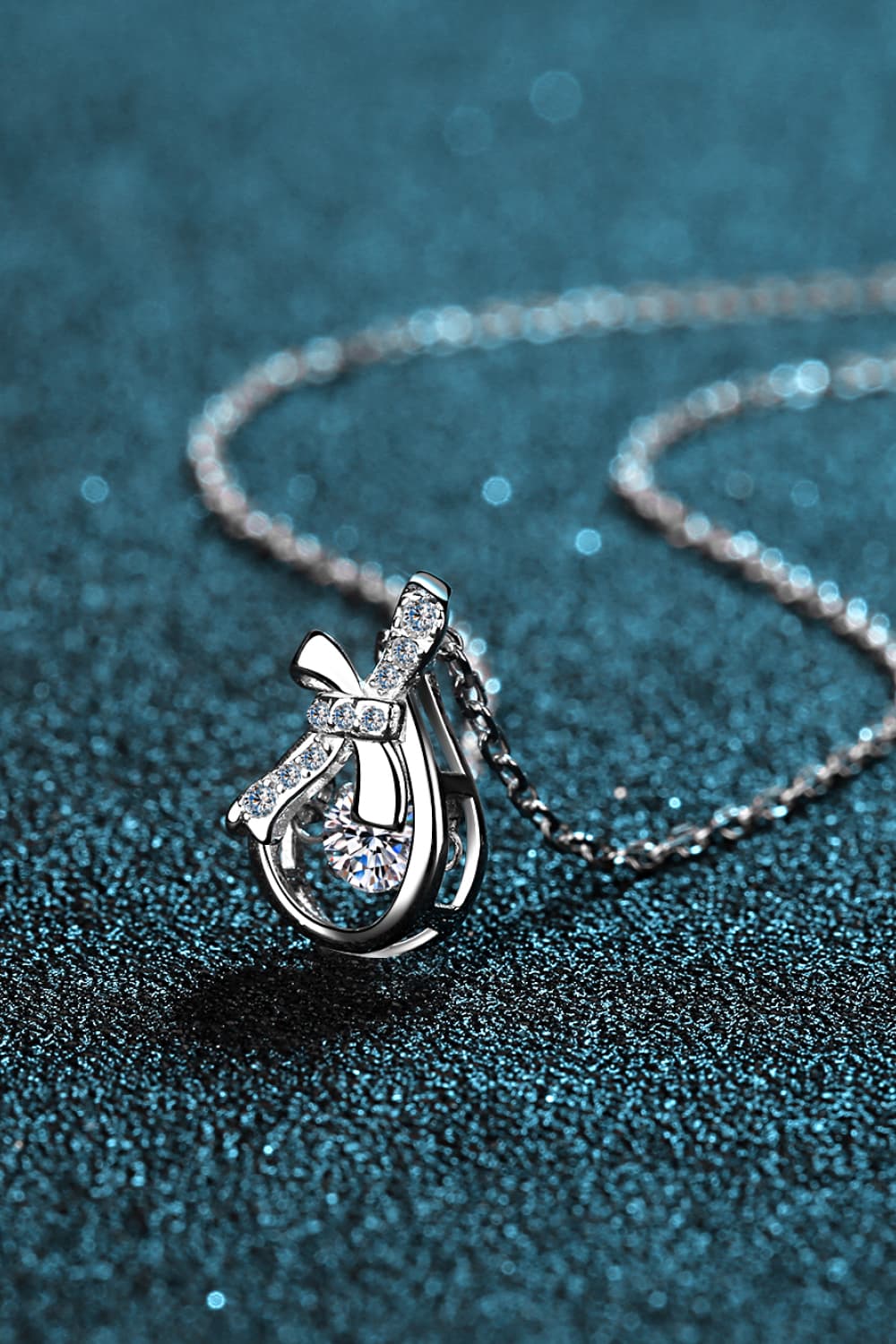 Elegant Ribbon & Crystal Pendant Necklace